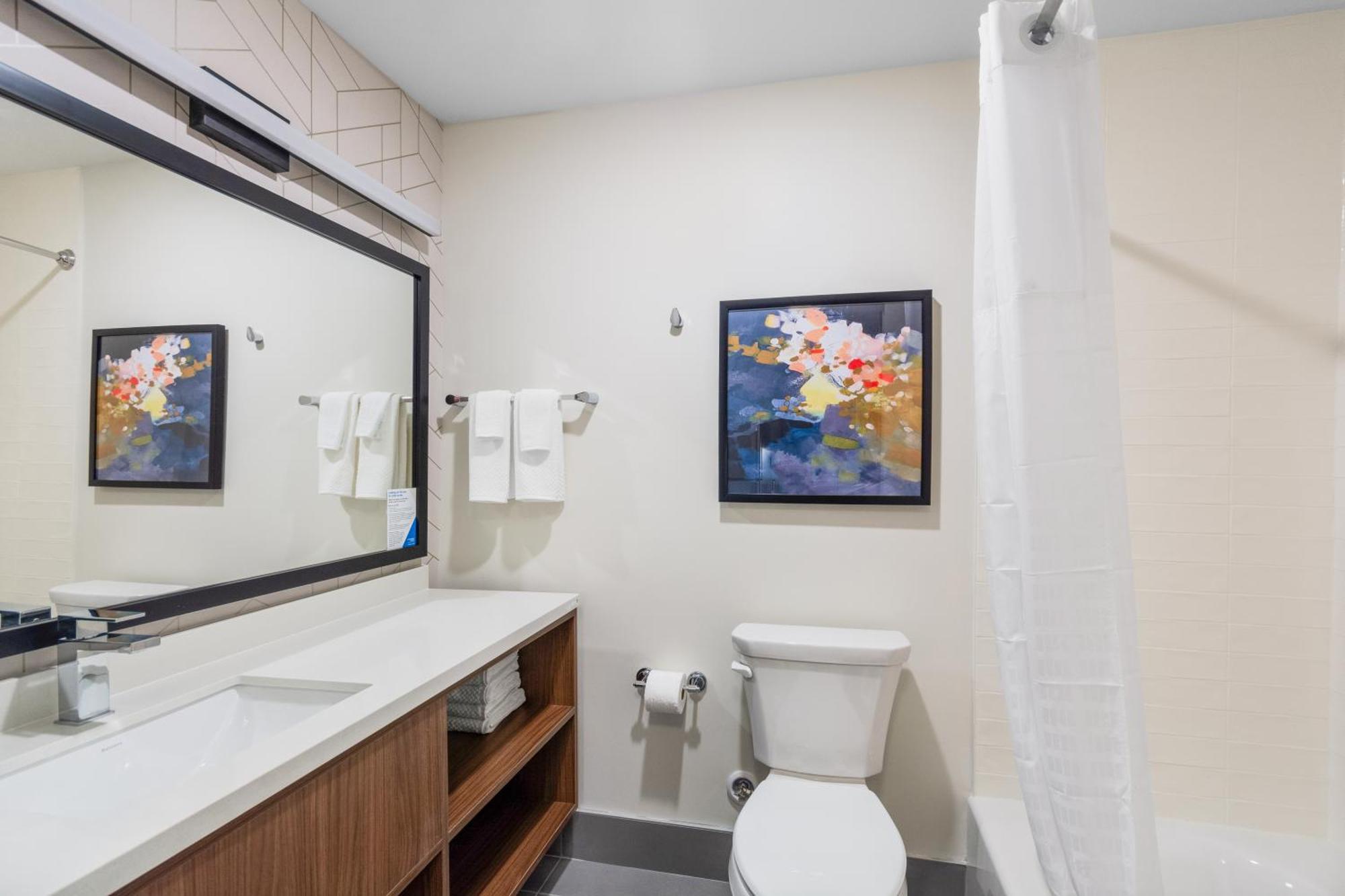 Everhome Suites Lexington - Horse Park Bilik gambar
